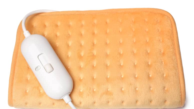Heating pad with control